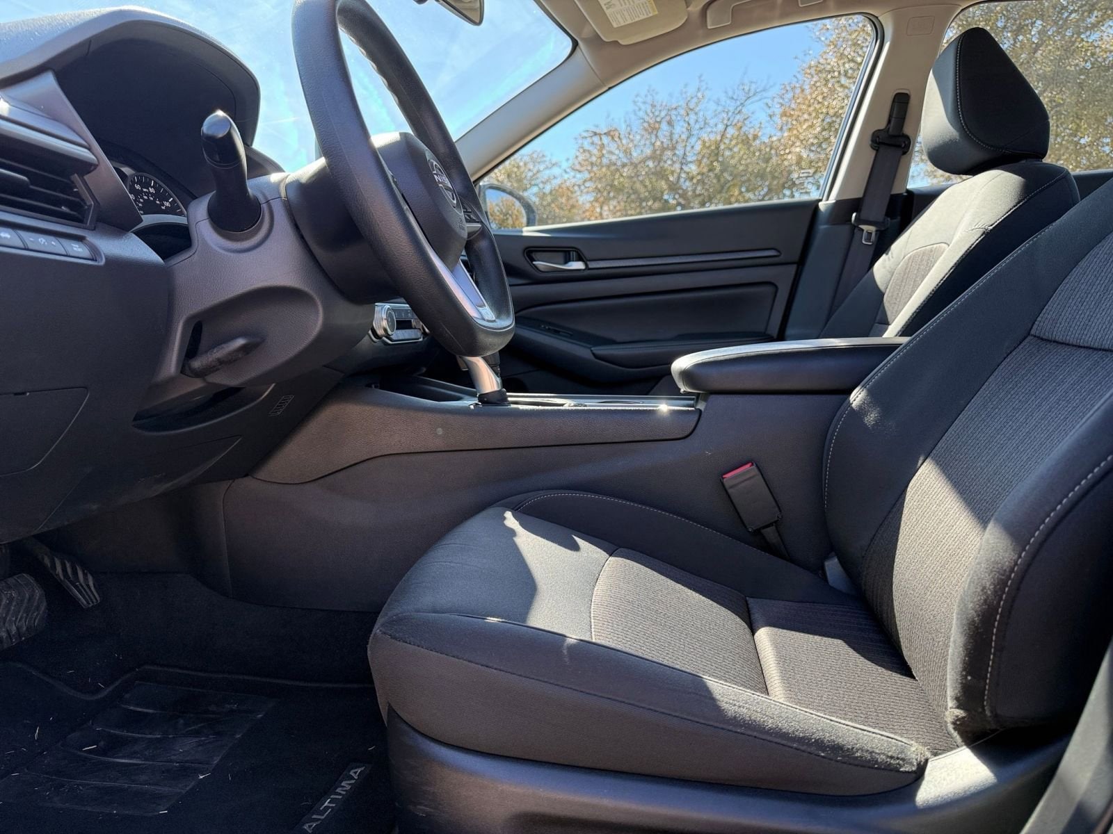 Thumbnail: 2025 Nissan Altima - 27