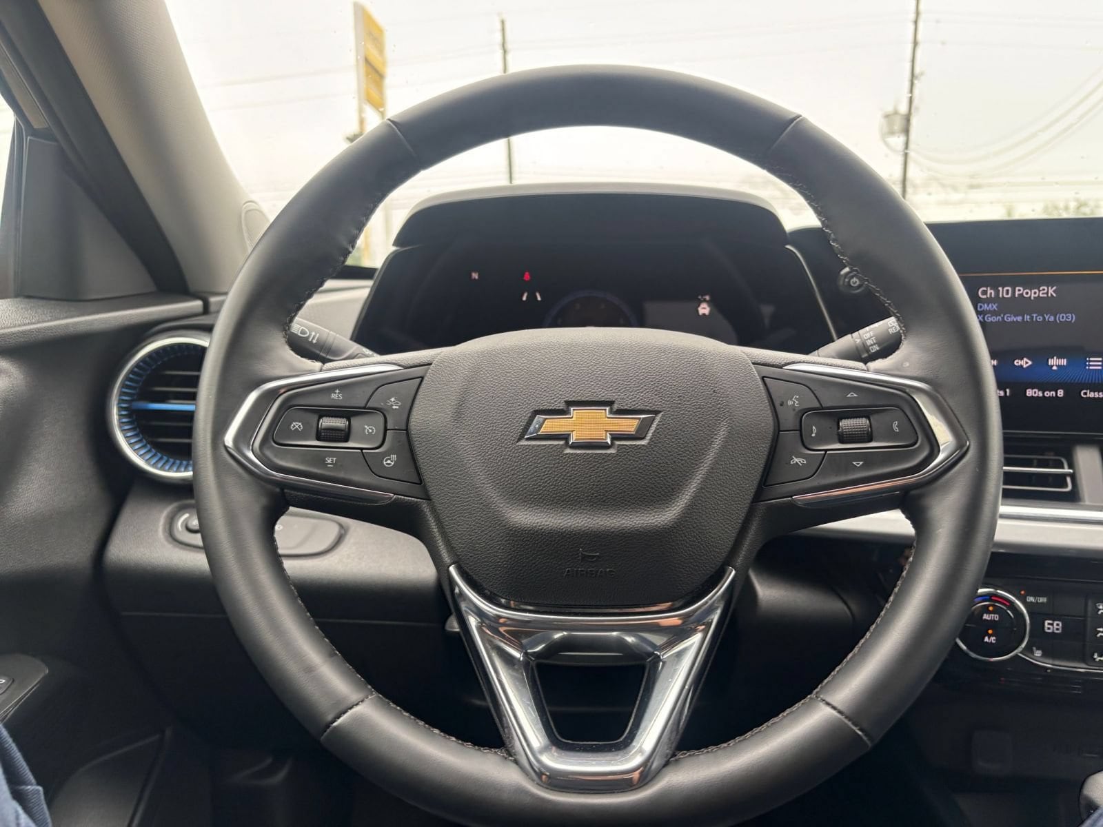 Thumbnail: 2025 Chevrolet Trax - 27