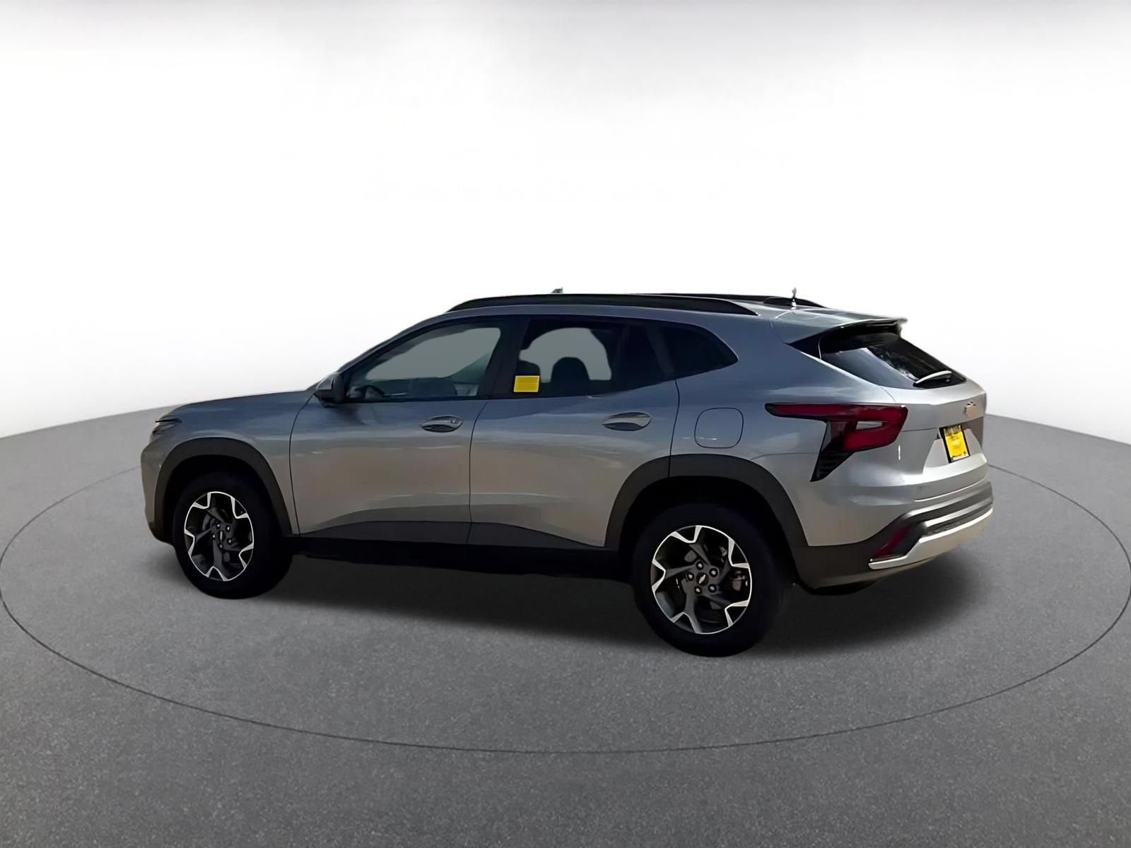 Thumbnail: 2025 Chevrolet Trax - 10