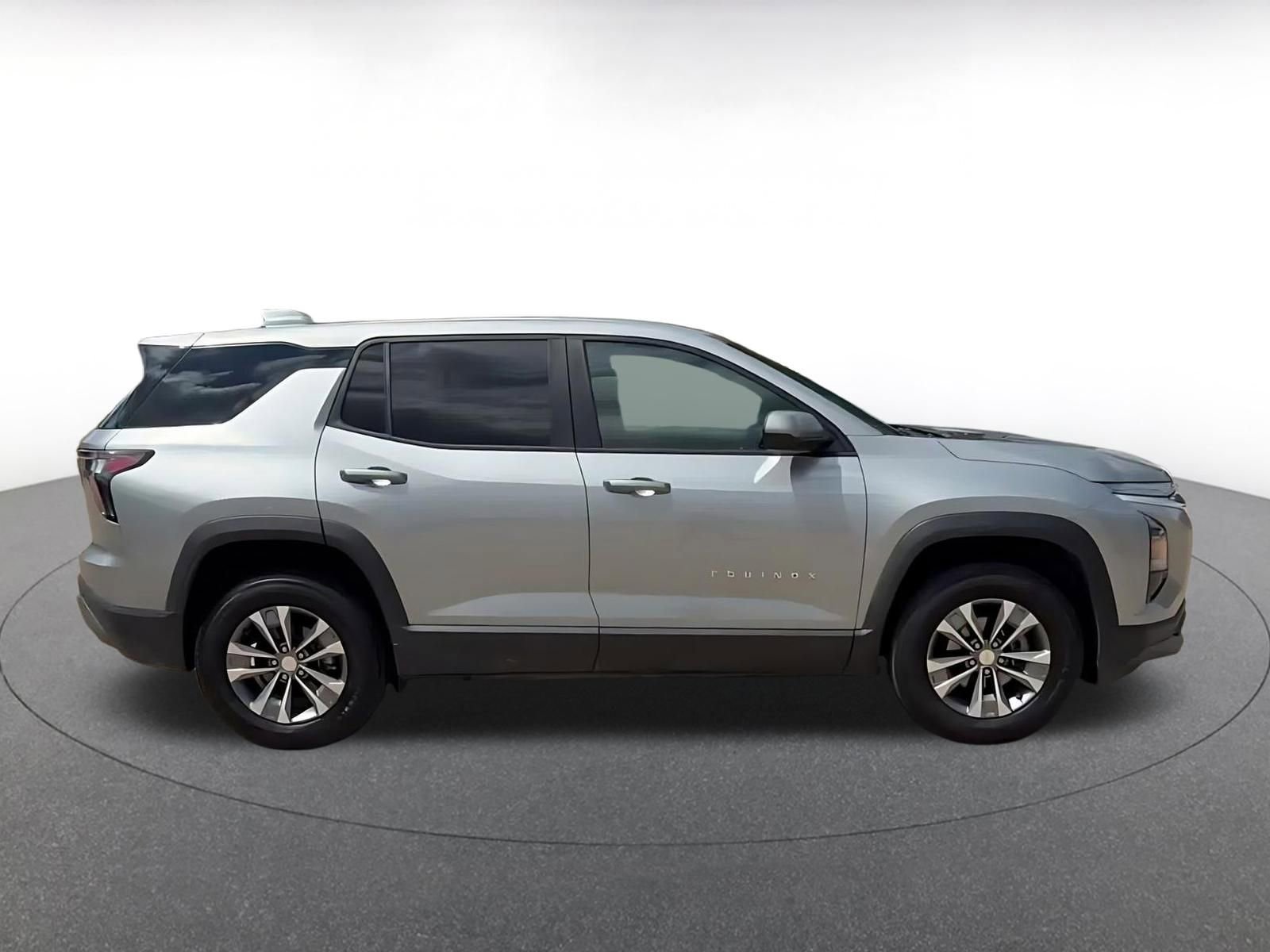 Thumbnail: 2025 Chevrolet Equinox - 16