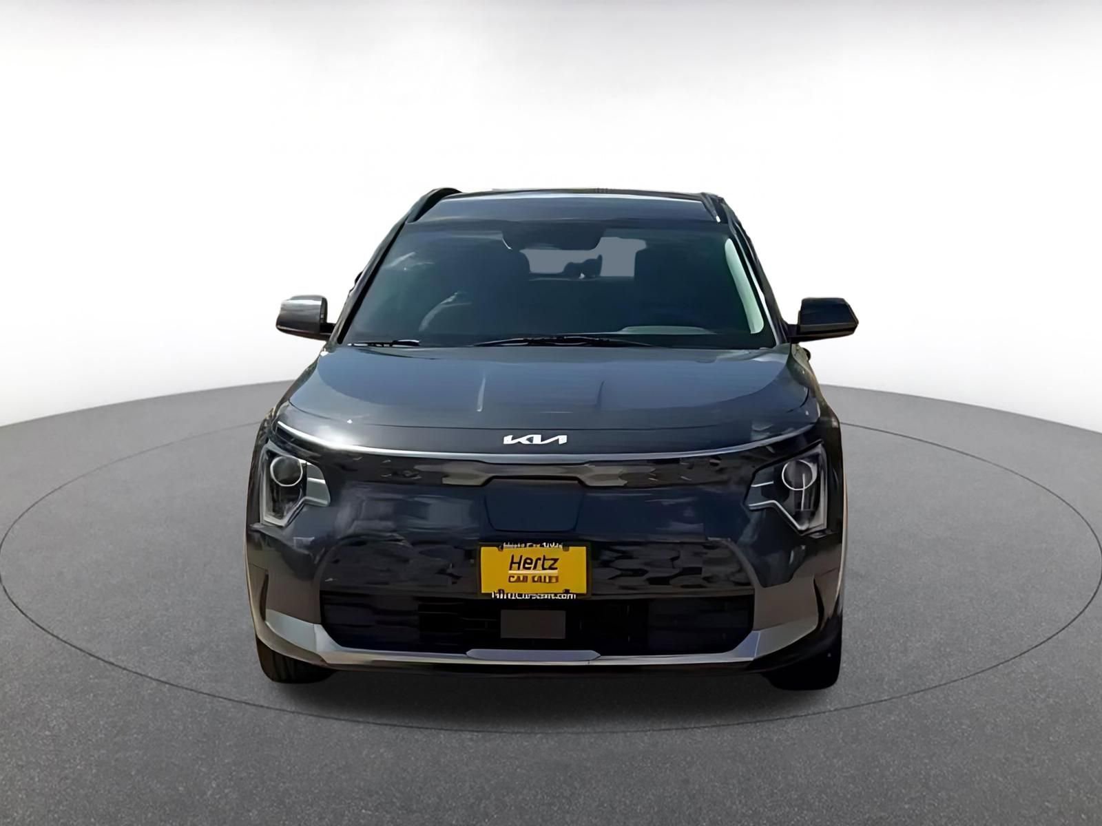 Thumbnail: 2024 Kia Niro - 4