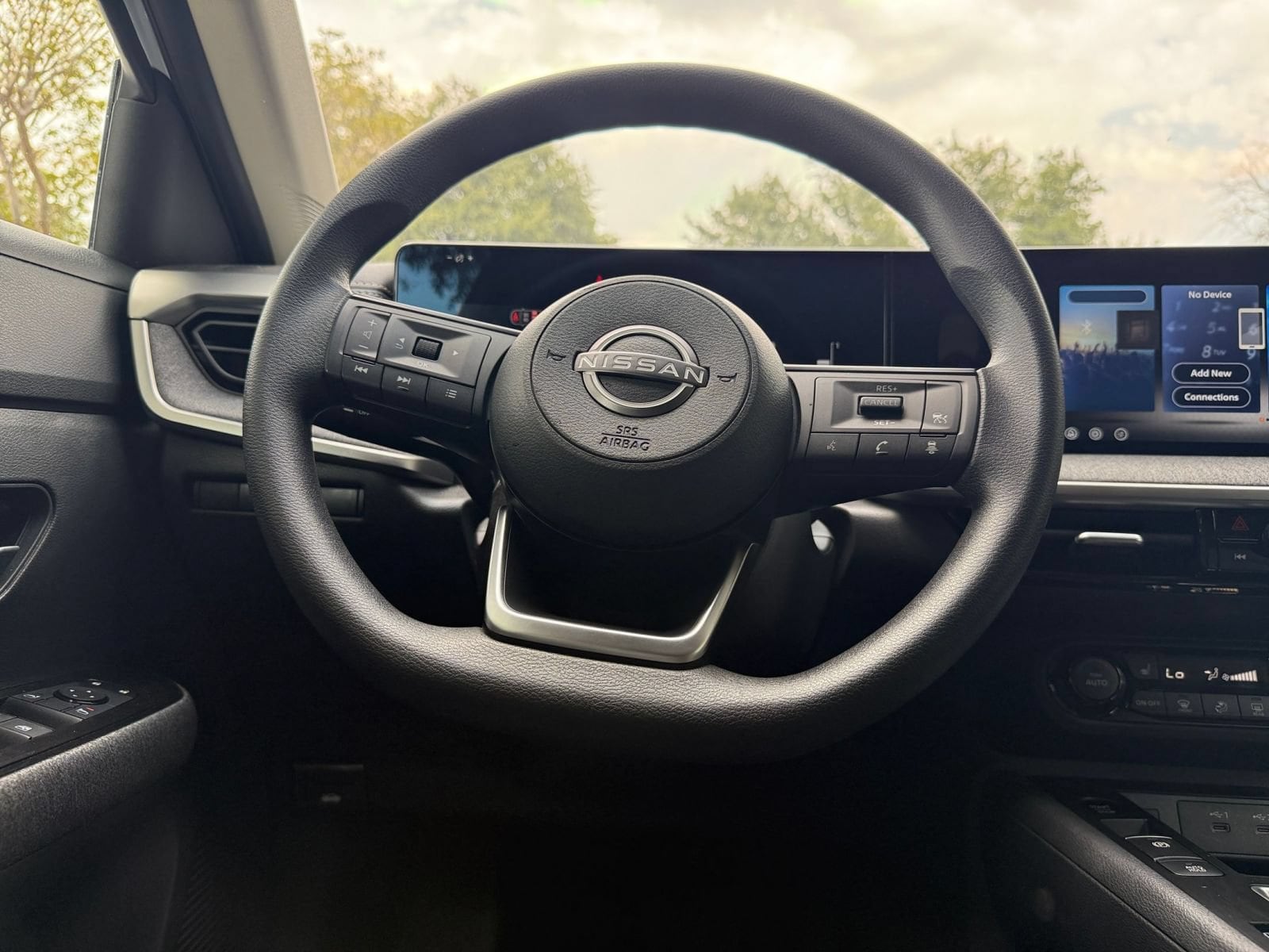 Thumbnail: 2026 Nissan Kicks - 28