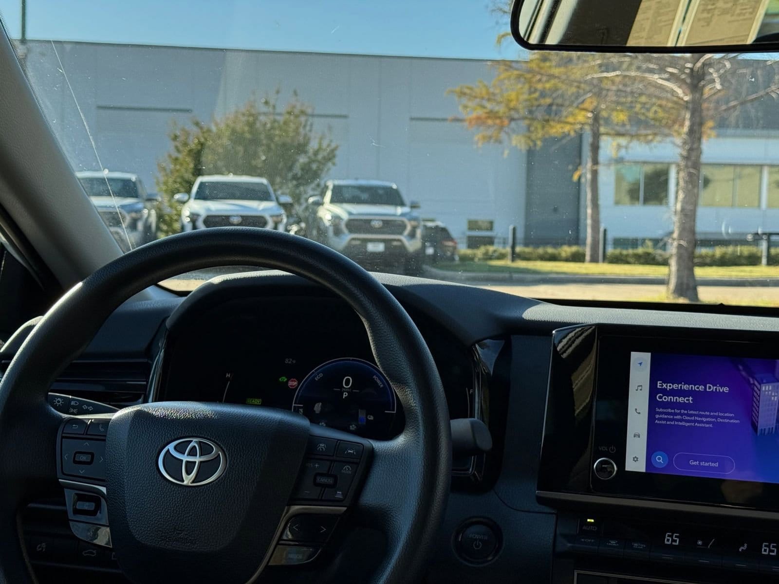 Thumbnail: 2025 Toyota Camry - 34