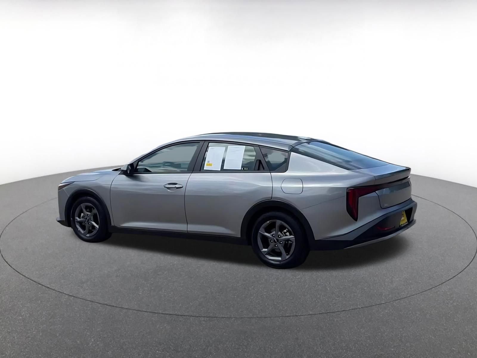 Thumbnail: 2025 Kia K4 - 10
