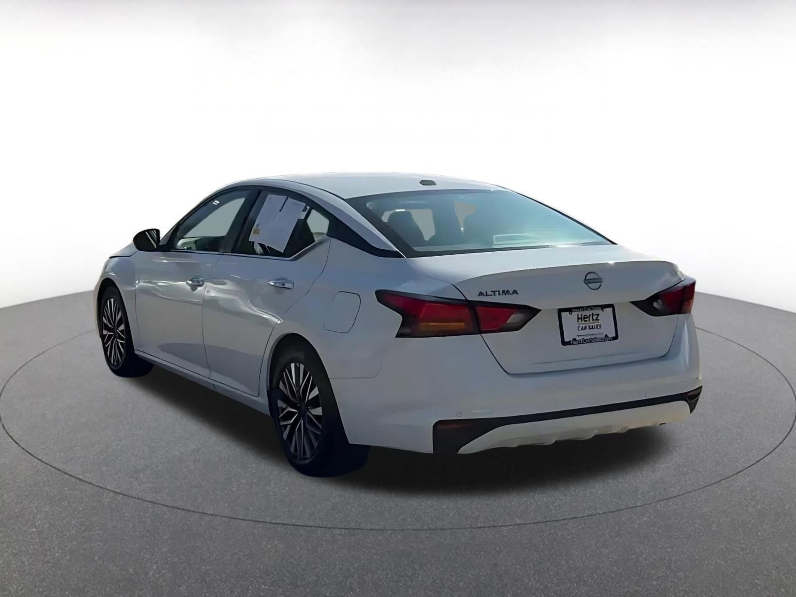 Thumbnail: 2025 Nissan Altima - 11