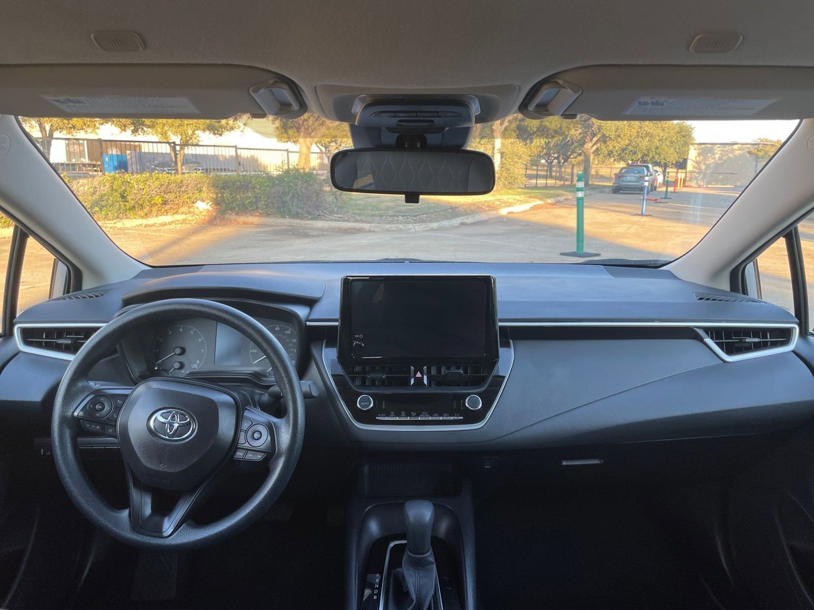 Thumbnail: 2025 Toyota Corolla - 33