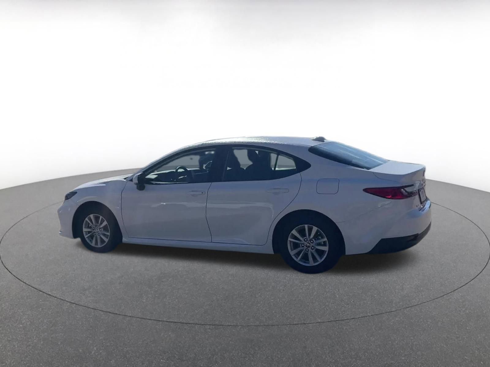 Thumbnail: 2025 Toyota Camry - 10