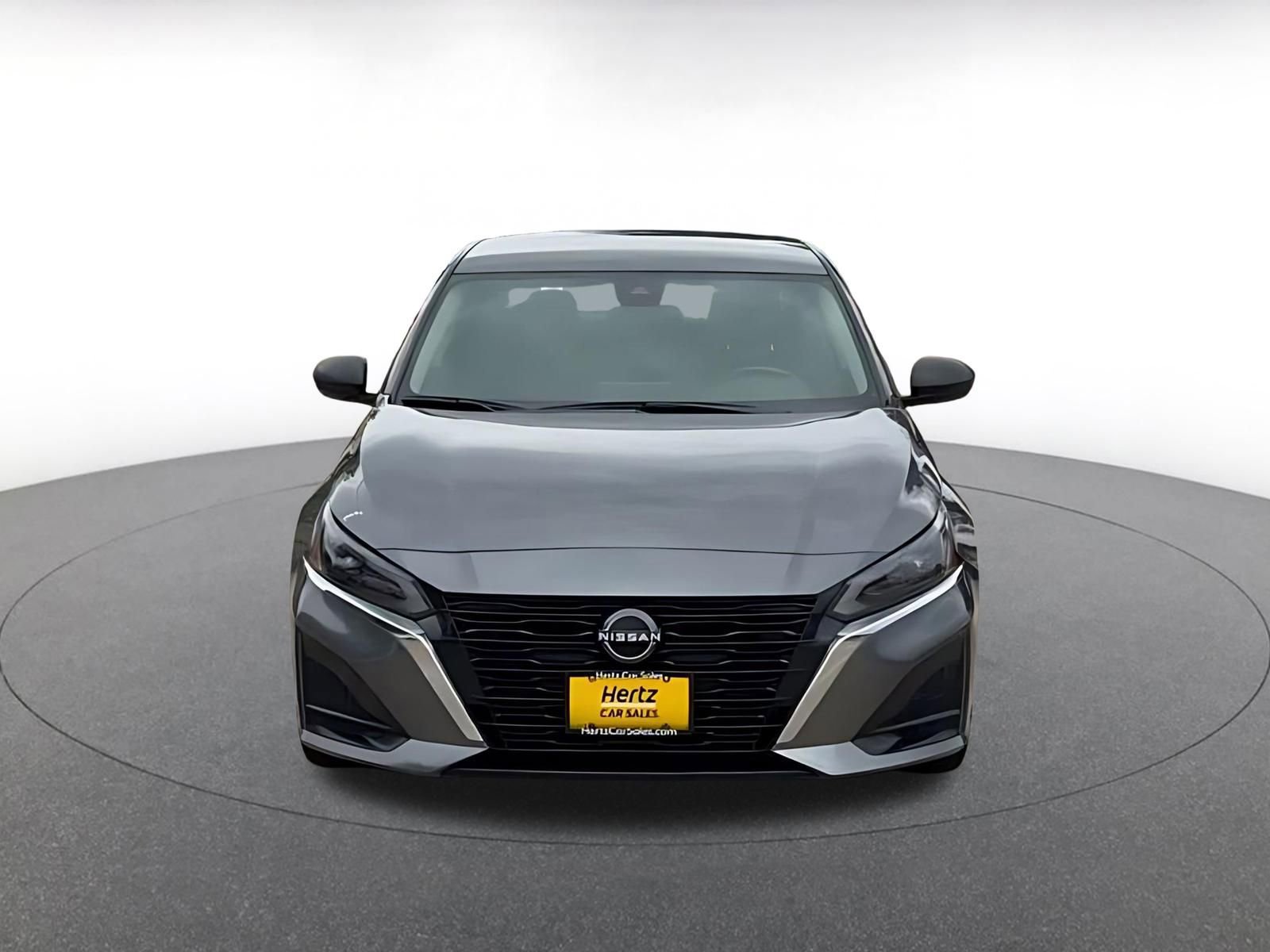 Thumbnail: 2025 Nissan Altima - 4
