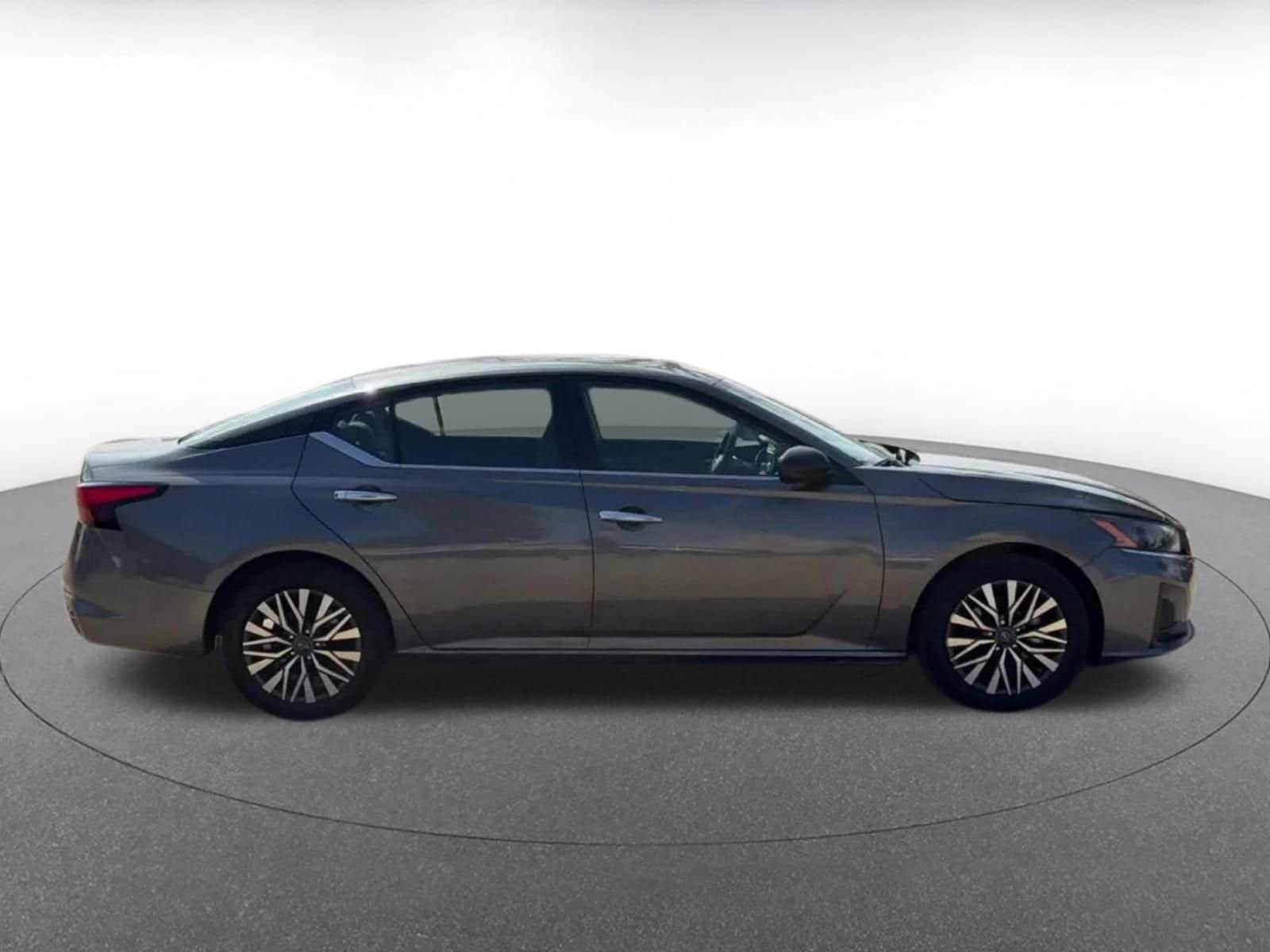 Thumbnail: 2025 Nissan Altima - 16