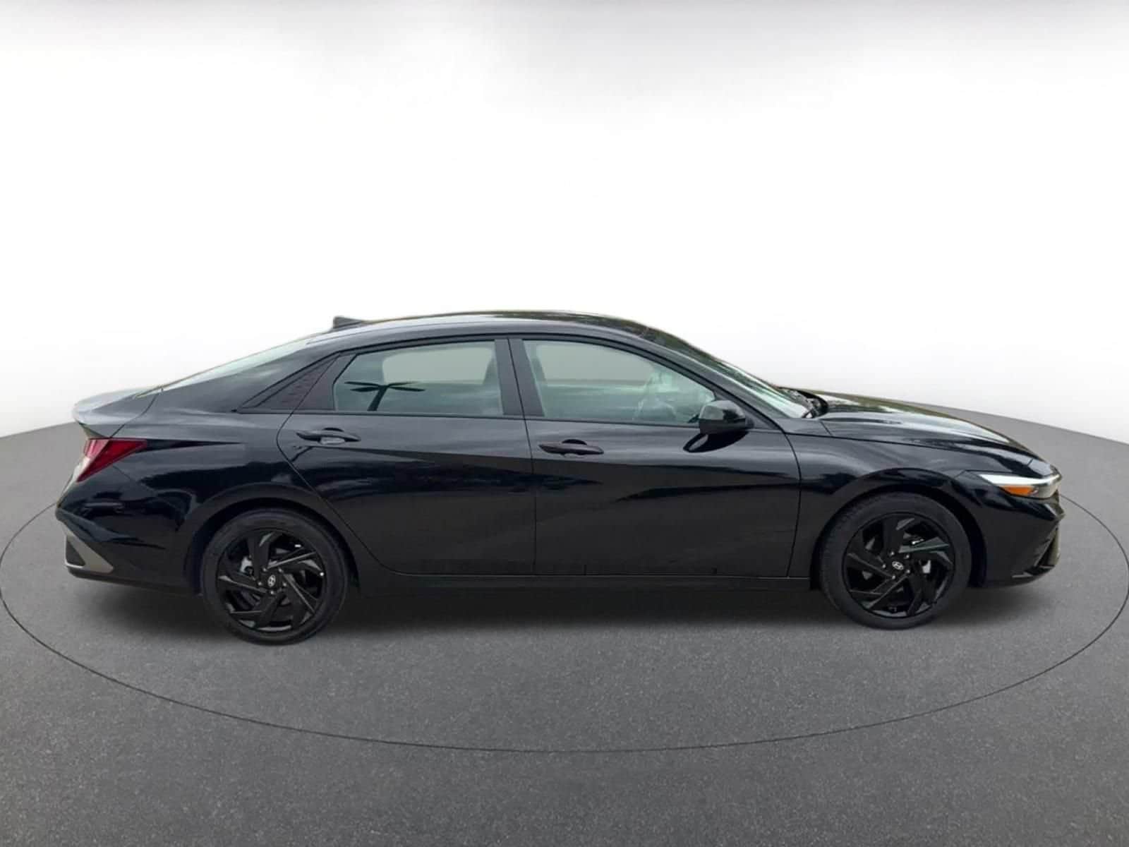 Thumbnail: 2026 Hyundai Elantra - 15