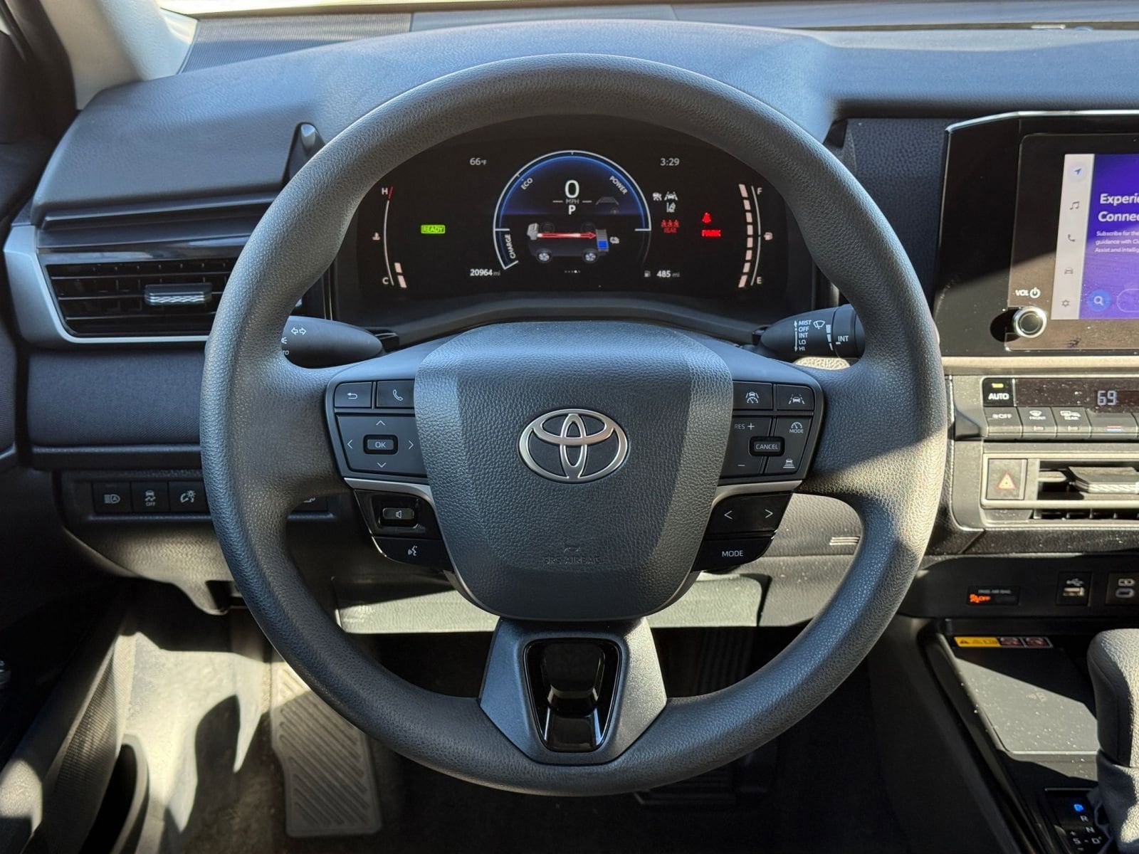 Thumbnail: 2025 Toyota Camry - 28