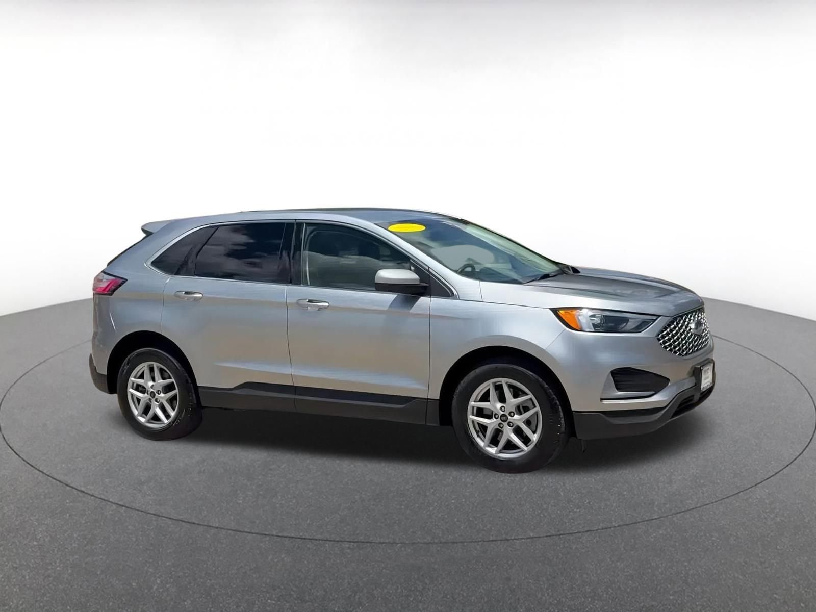 Thumbnail: 2024 Ford Edge - 2