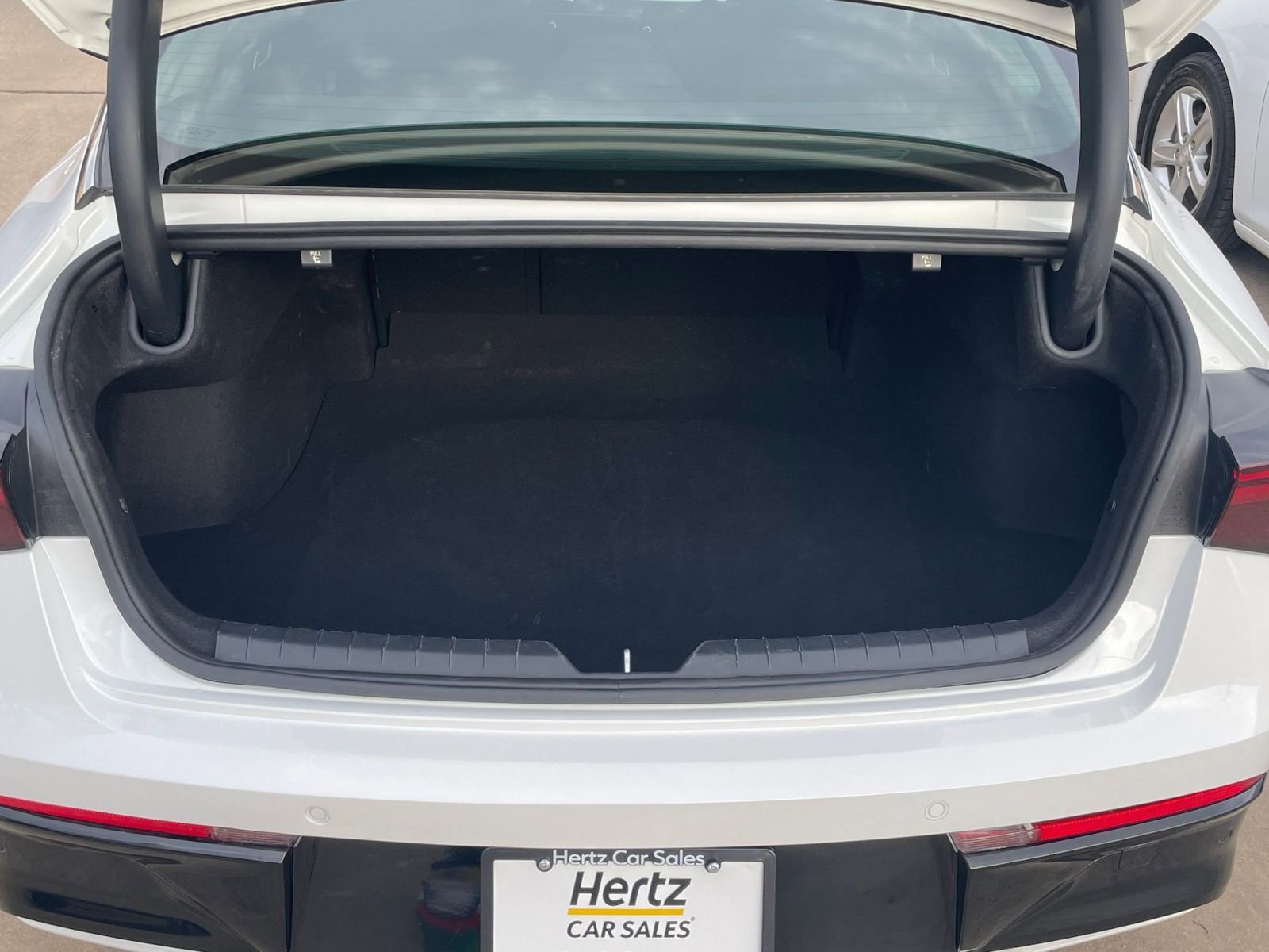 Thumbnail: 2025 Kia K5 - 34