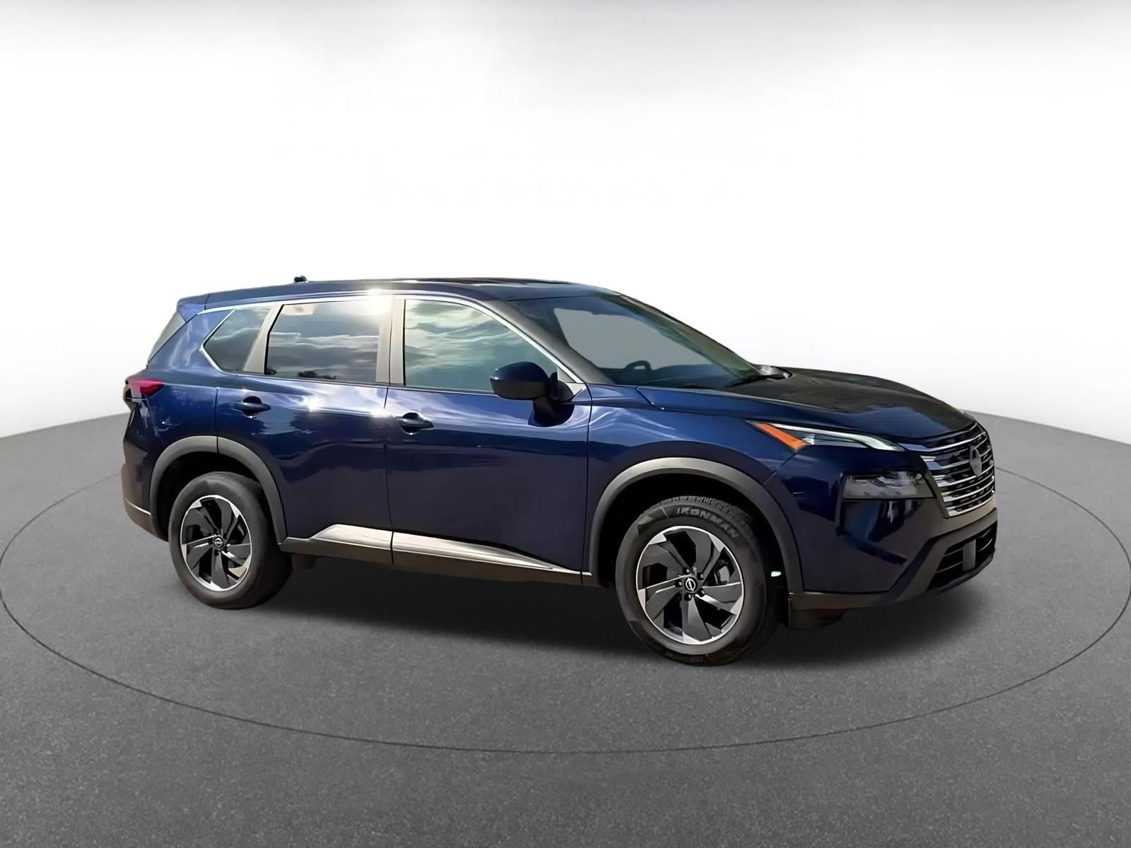 Thumbnail: 2025 Nissan Rogue - 2