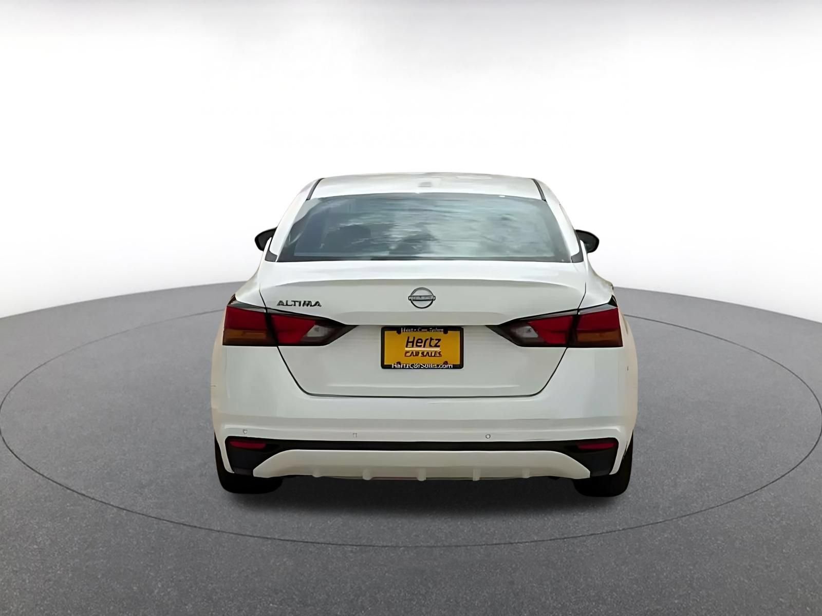 Thumbnail: 2025 Nissan Altima - 12