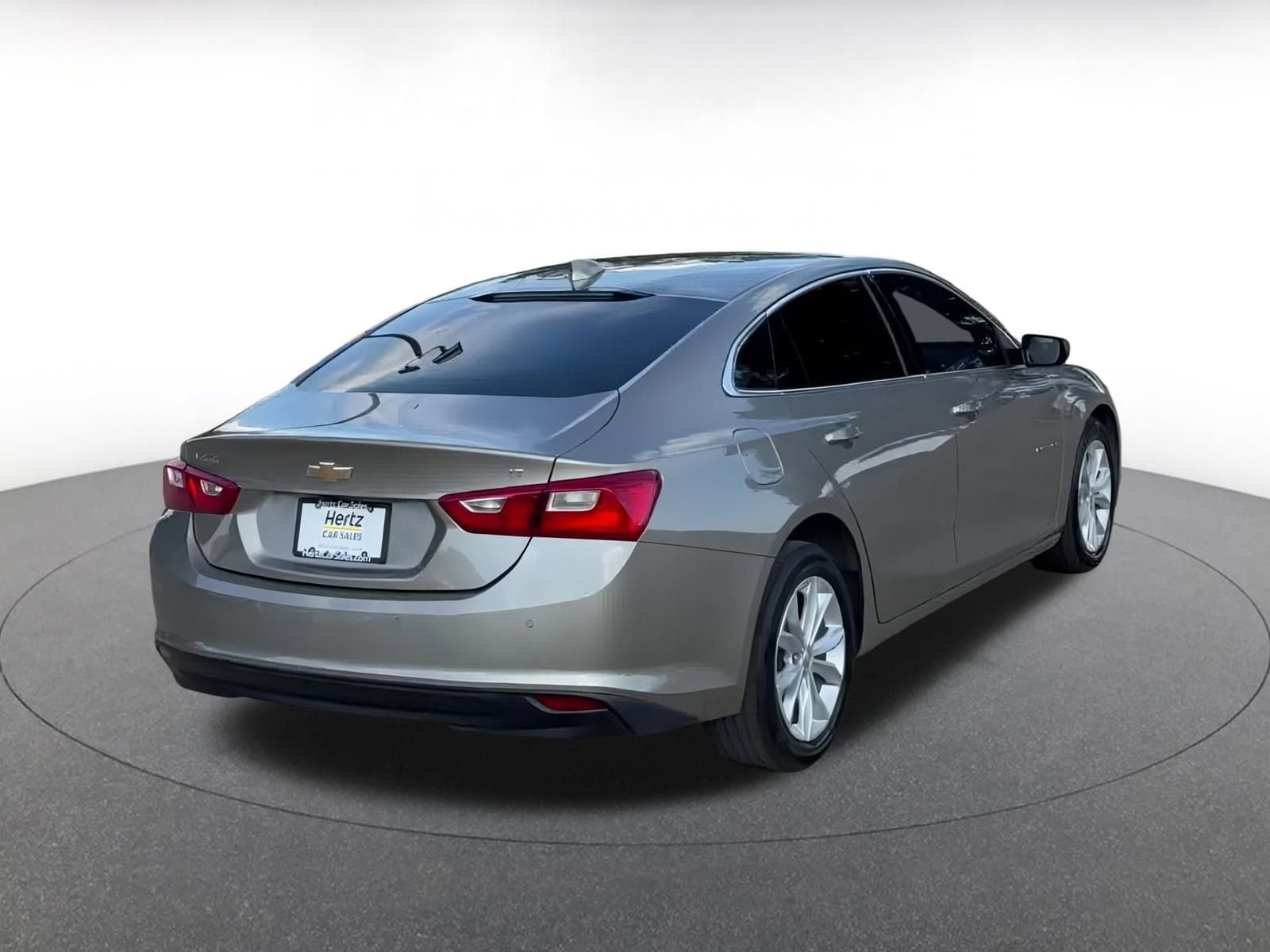 Thumbnail: 2024 Chevrolet Malibu - 15