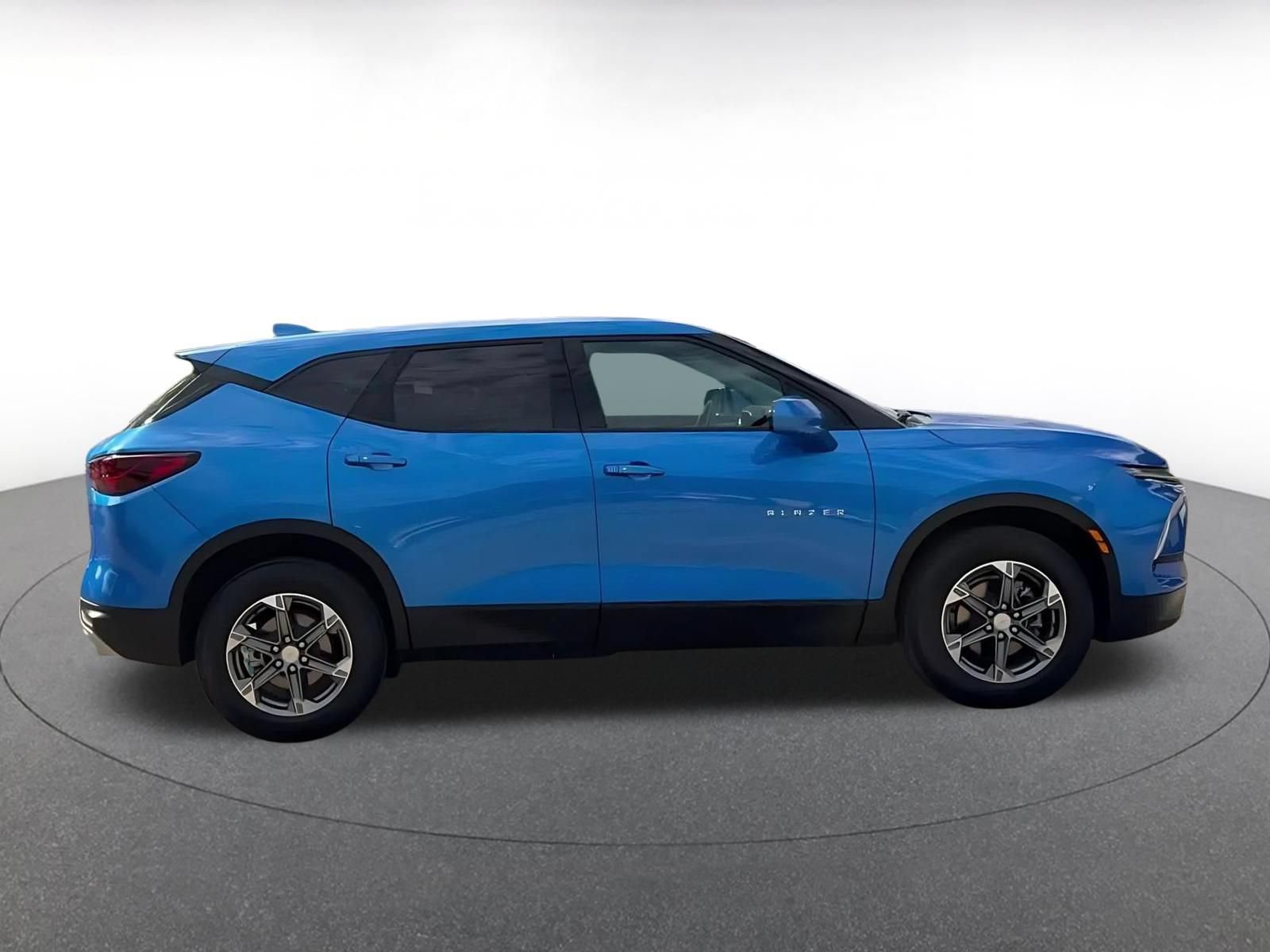 Thumbnail: 2025 Chevrolet Blazer - 16