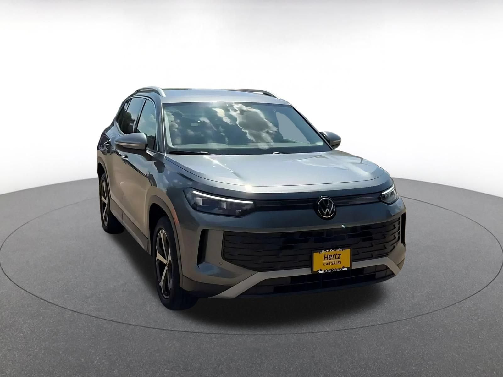 Thumbnail: 2026 Volkswagen Tiguan - 3