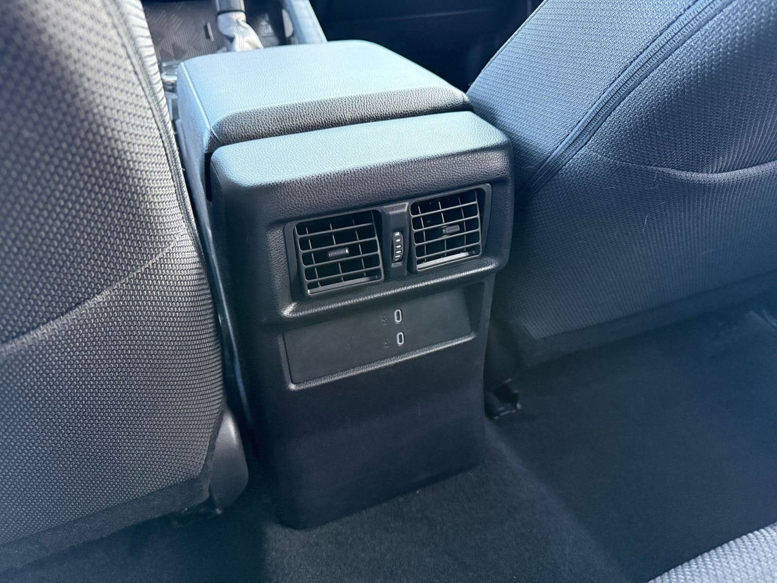 Thumbnail: 2025 Toyota 4Runner - 24