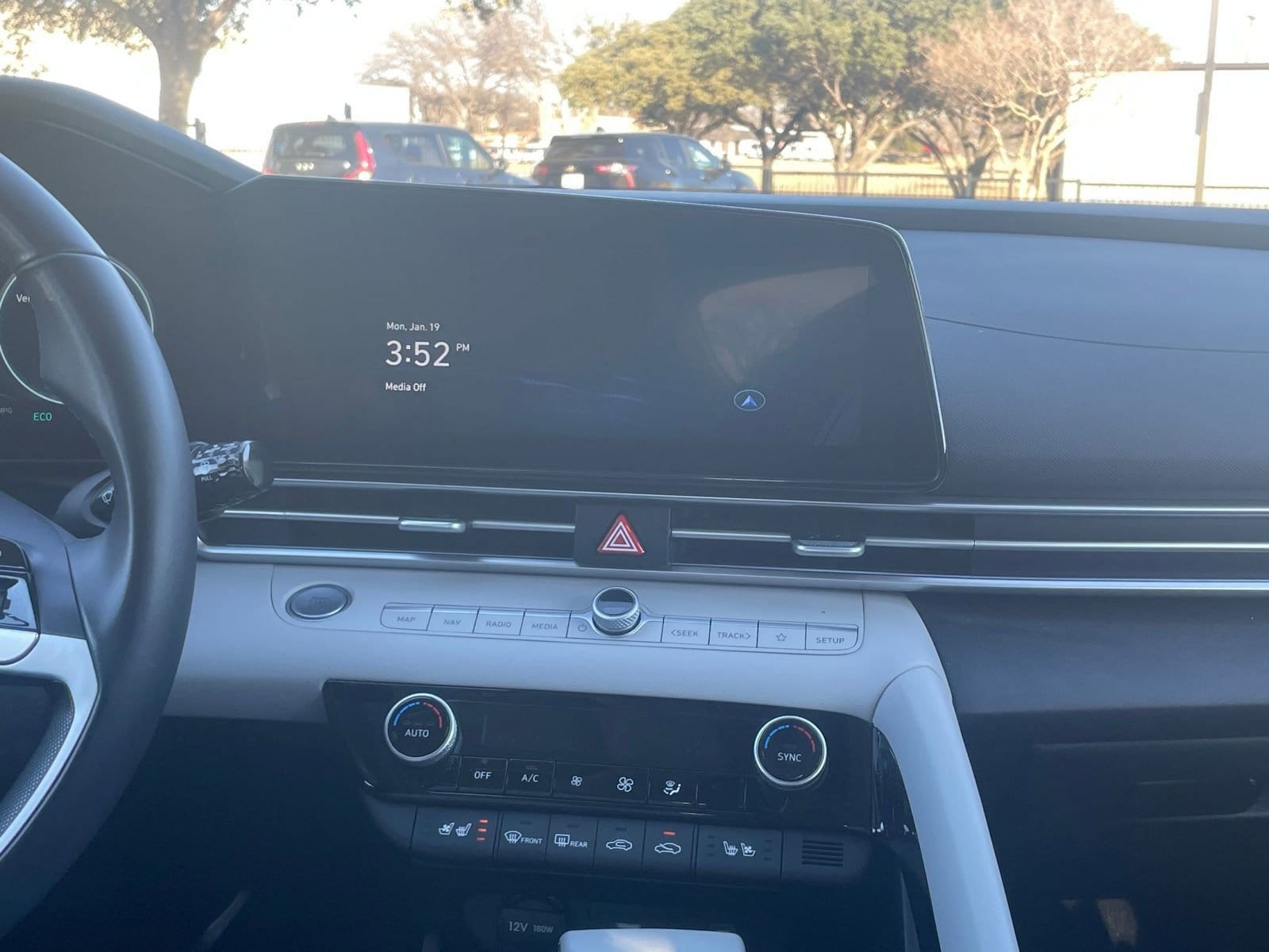 Thumbnail: 2025 Hyundai Elantra - 18