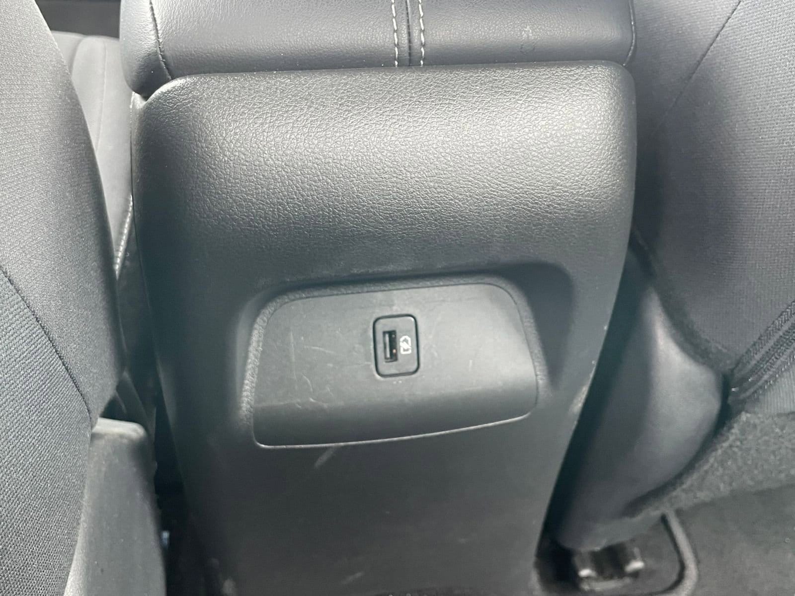 Thumbnail: 2025 Nissan Sentra - 25