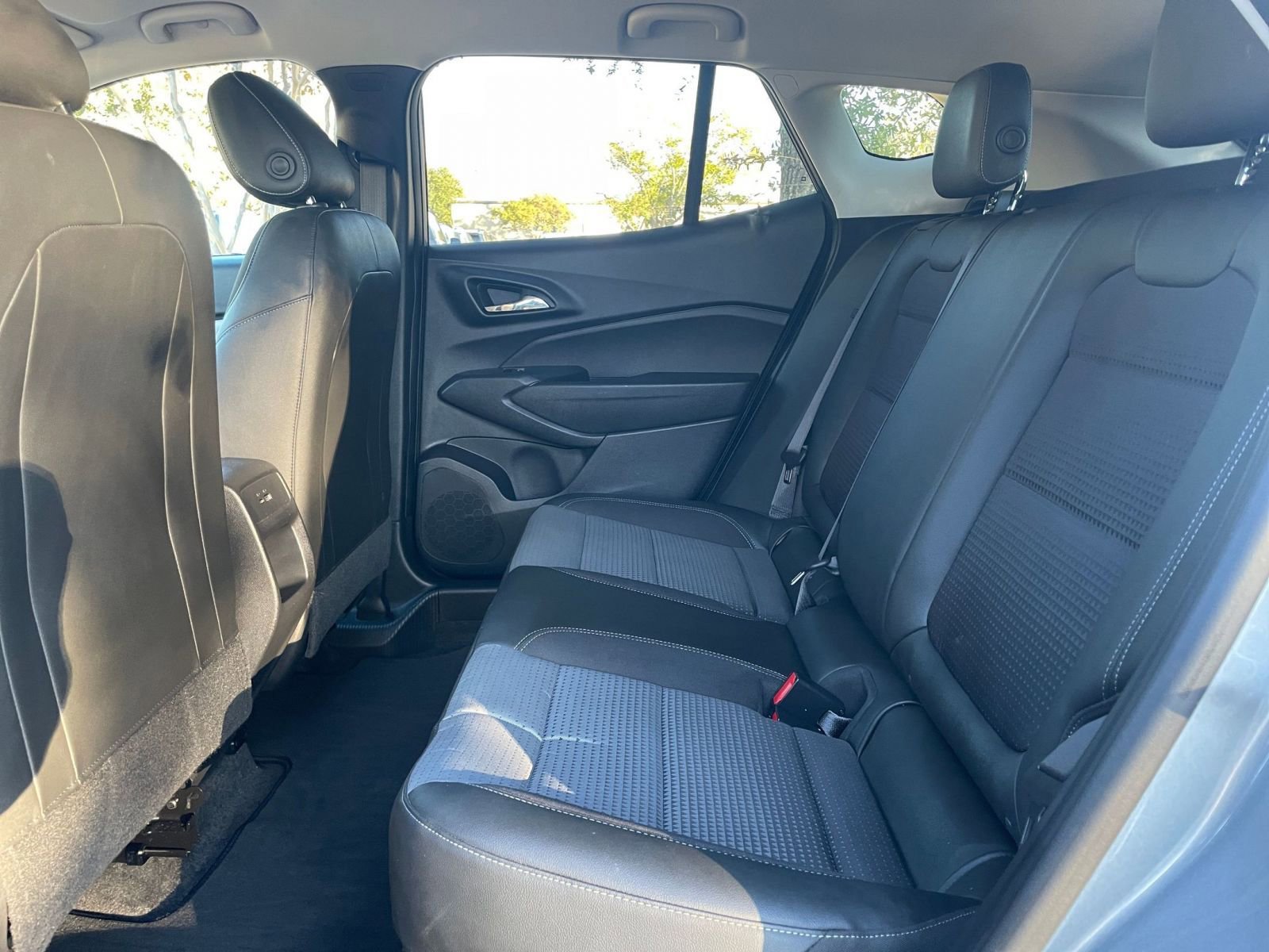 Thumbnail: 2025 Chevrolet Trax - 25