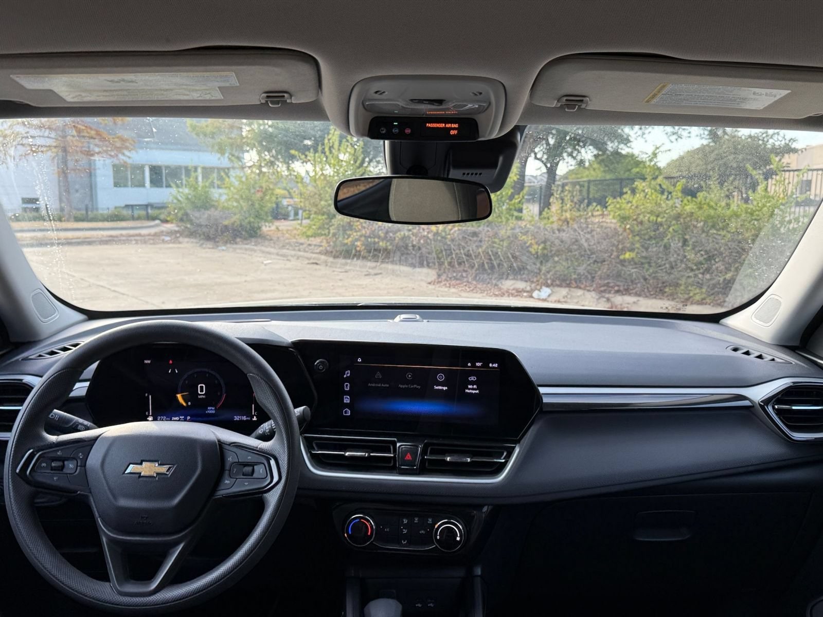 Thumbnail: 2025 Chevrolet TrailBlazer - 32