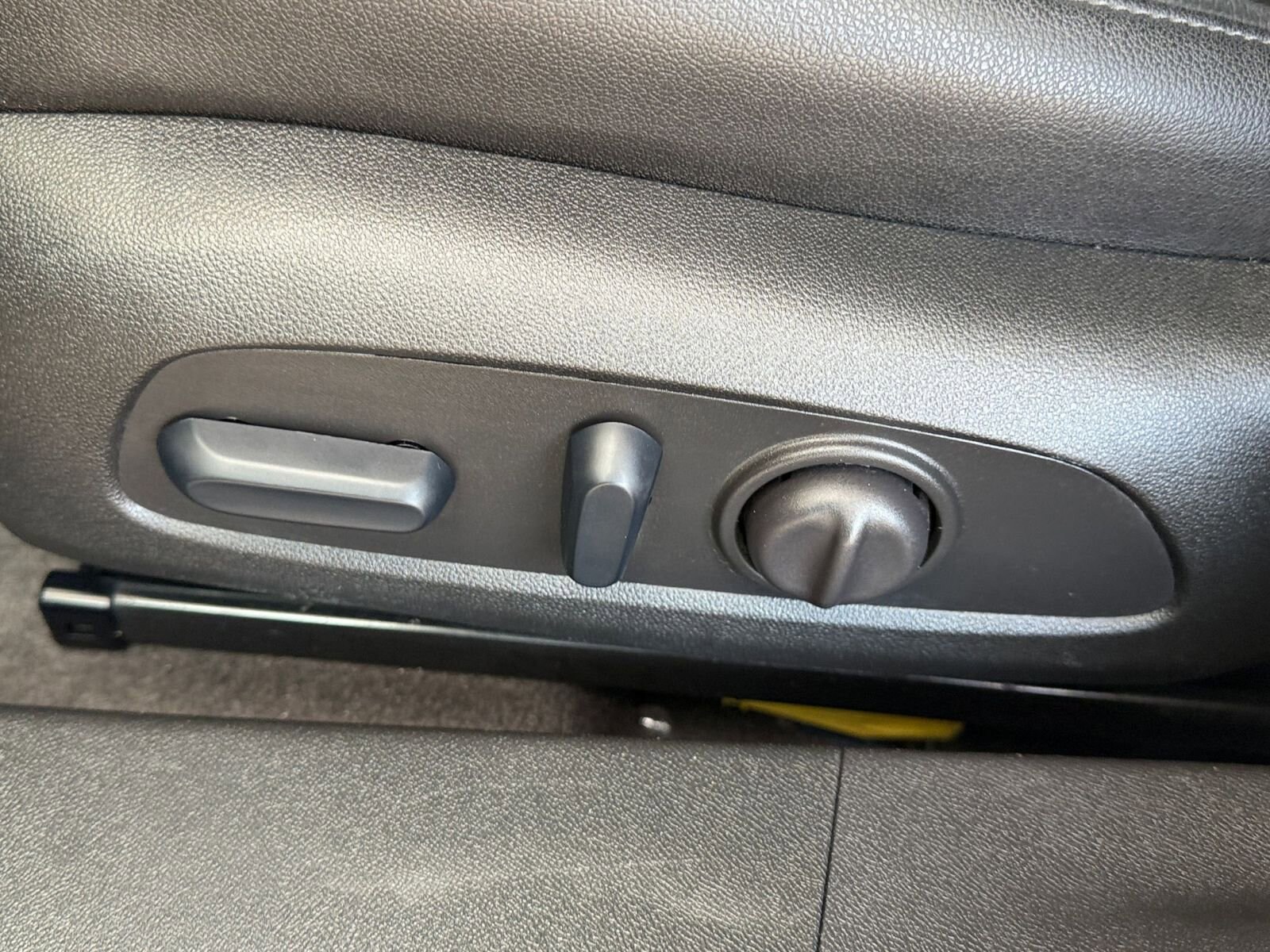 Thumbnail: 2024 Chevrolet Malibu - 23