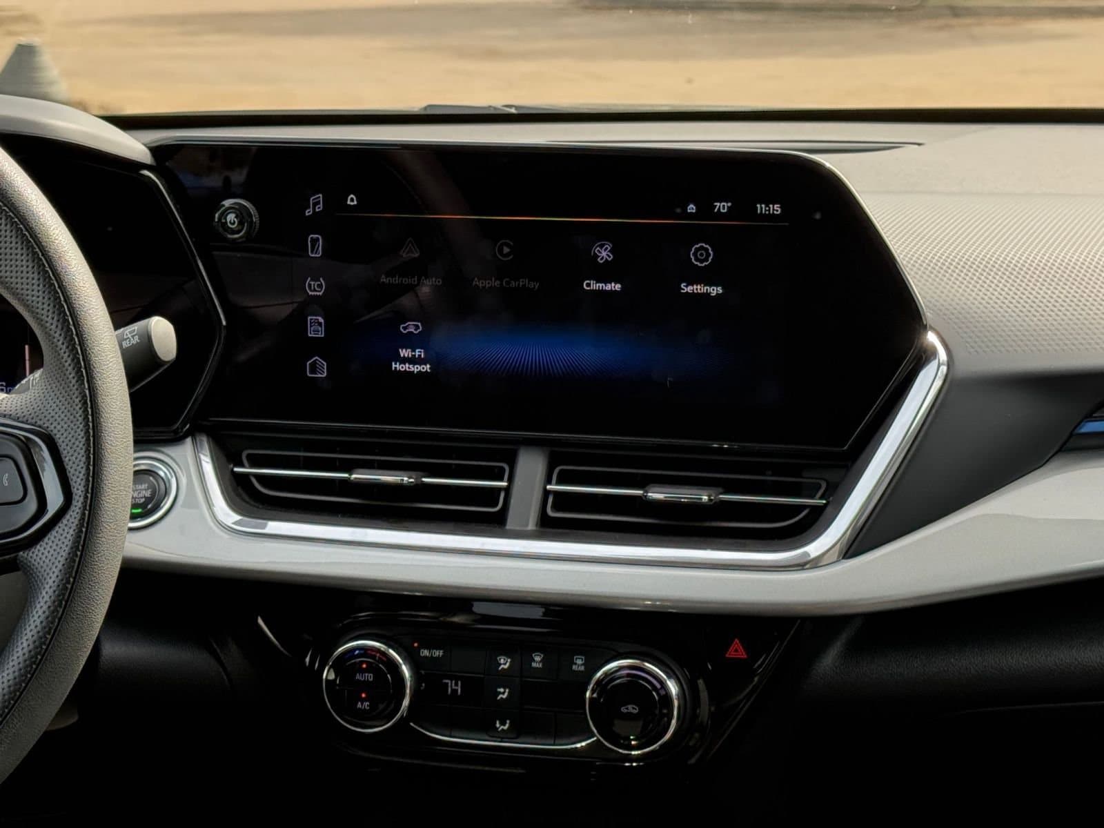 Thumbnail: 2025 Chevrolet Trax - 17