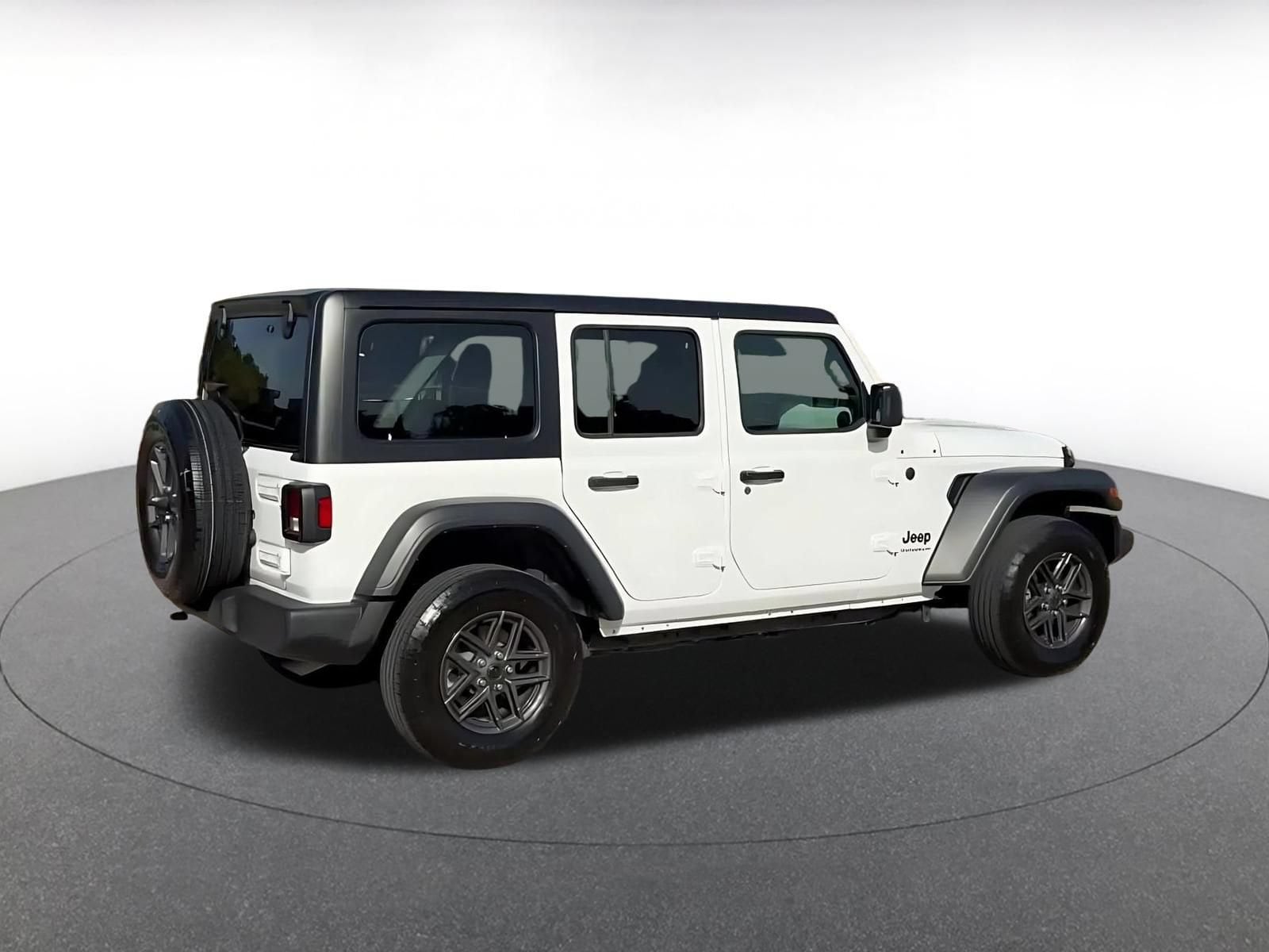 Thumbnail: 2025 Jeep Wrangler - 4