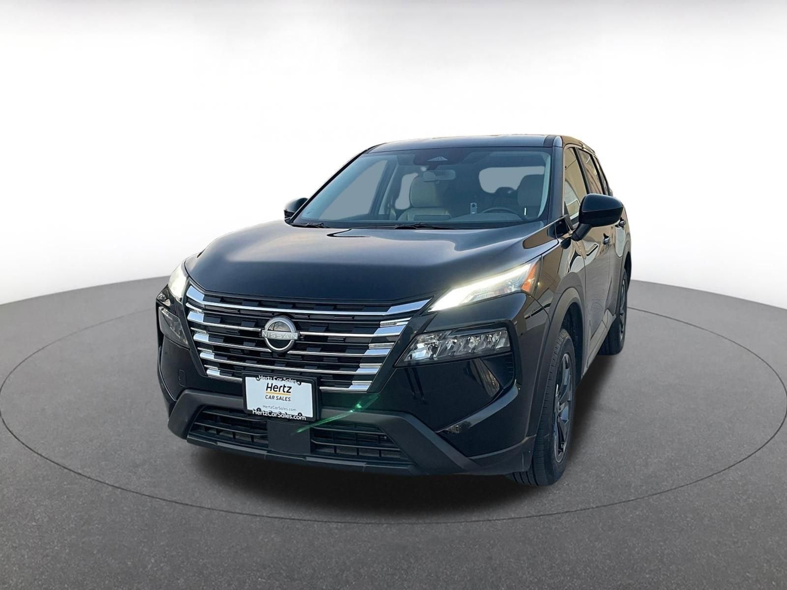 Thumbnail: 2025 Nissan Rogue - 4