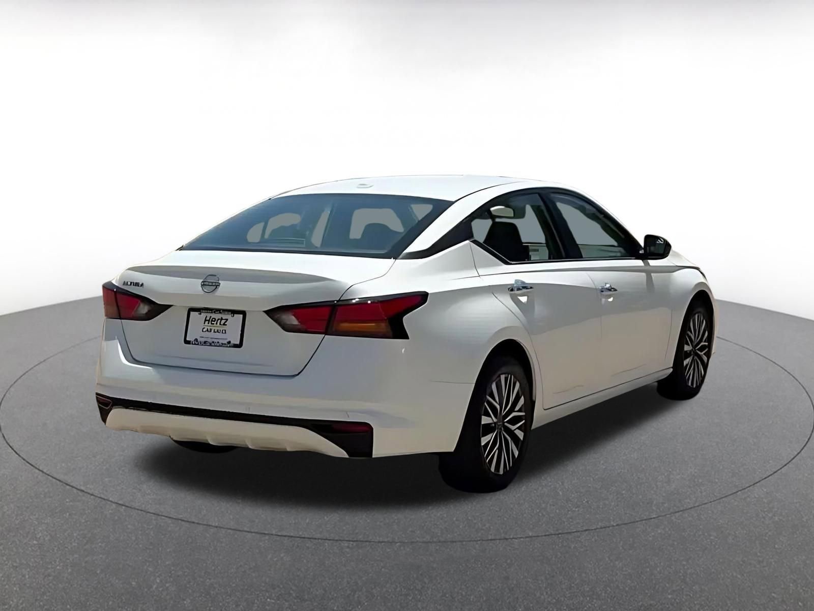 Thumbnail: 2025 Nissan Altima - 14