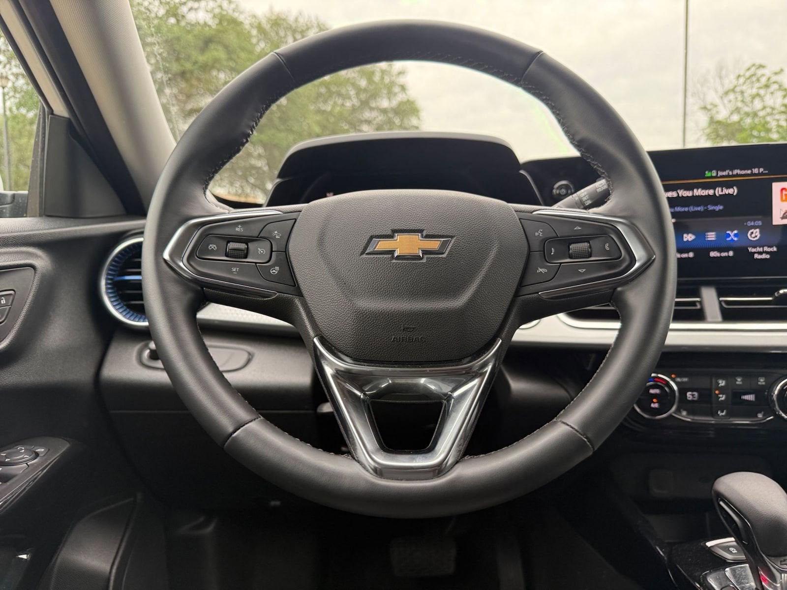 Thumbnail: 2025 Chevrolet Trax - 29