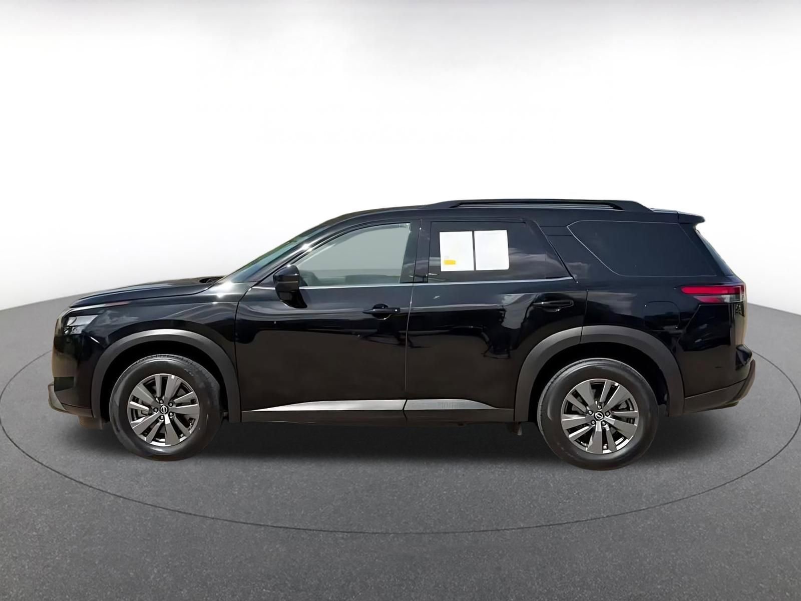 Thumbnail: 2025 Nissan Pathfinder - 9