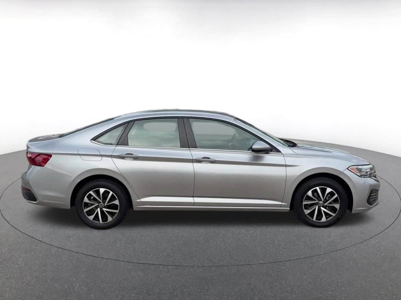 Thumbnail: 2024 Volkswagen Jetta - 17