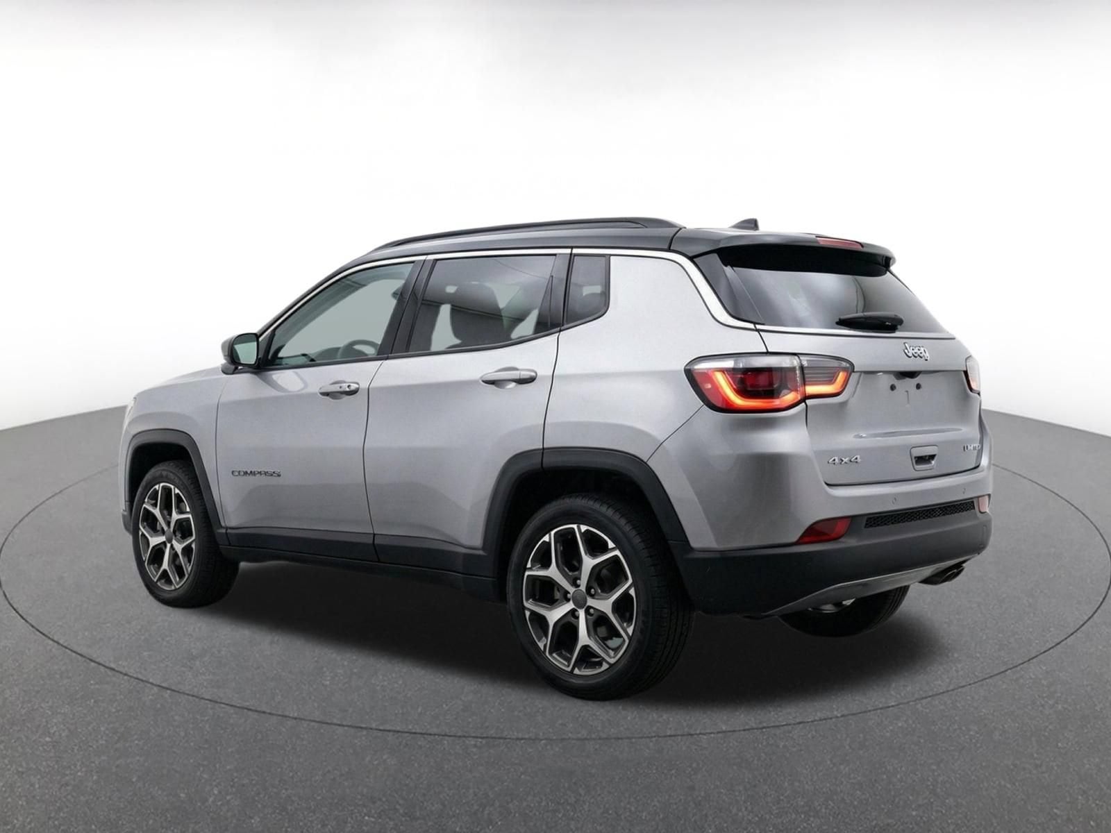Thumbnail: 2025 Jeep Compass - 7