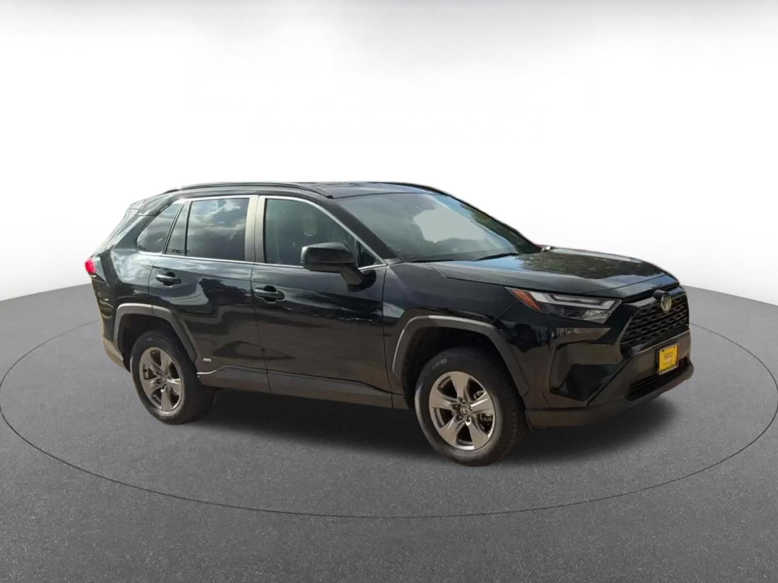 Thumbnail: 2025 Toyota RAV4 - 2