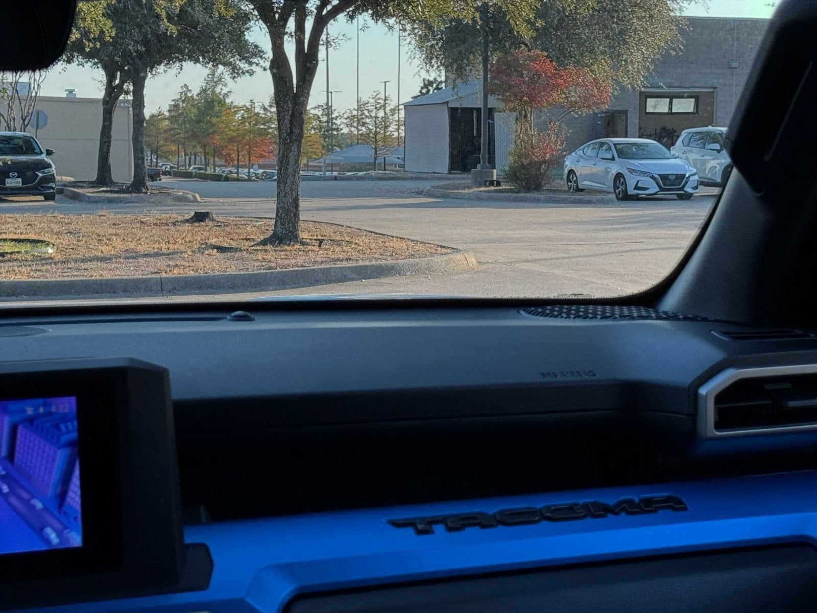 Thumbnail: 2025 Toyota Tacoma - 35