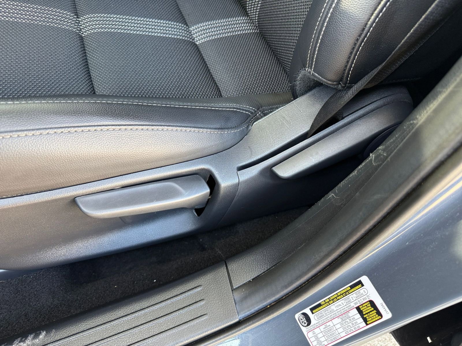 Thumbnail: 2025 Mazda CX-50 - 23