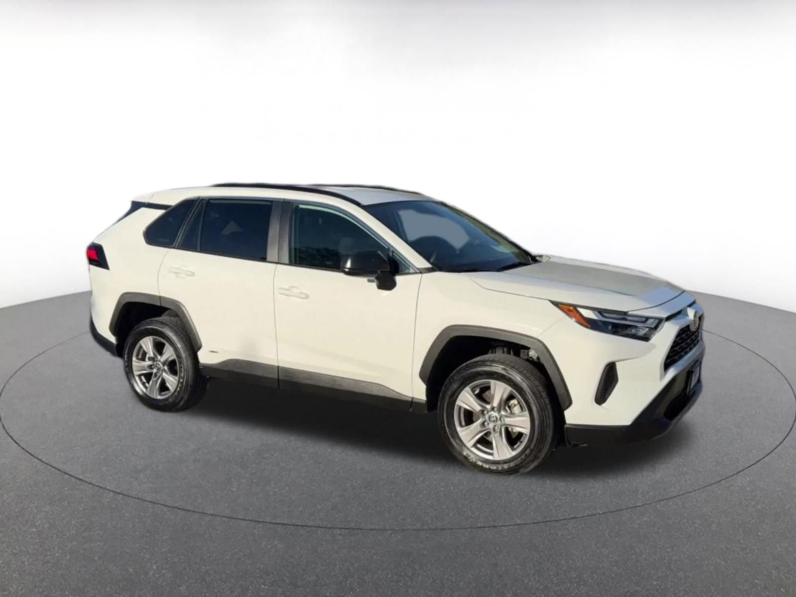 Thumbnail: 2025 Toyota RAV4 - 2