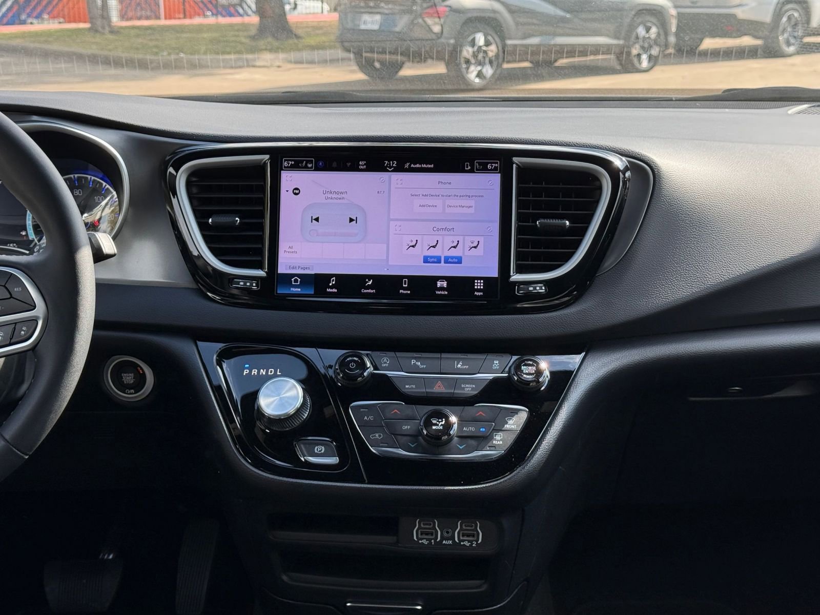 Thumbnail: 2025 Chrysler Pacifica - 20