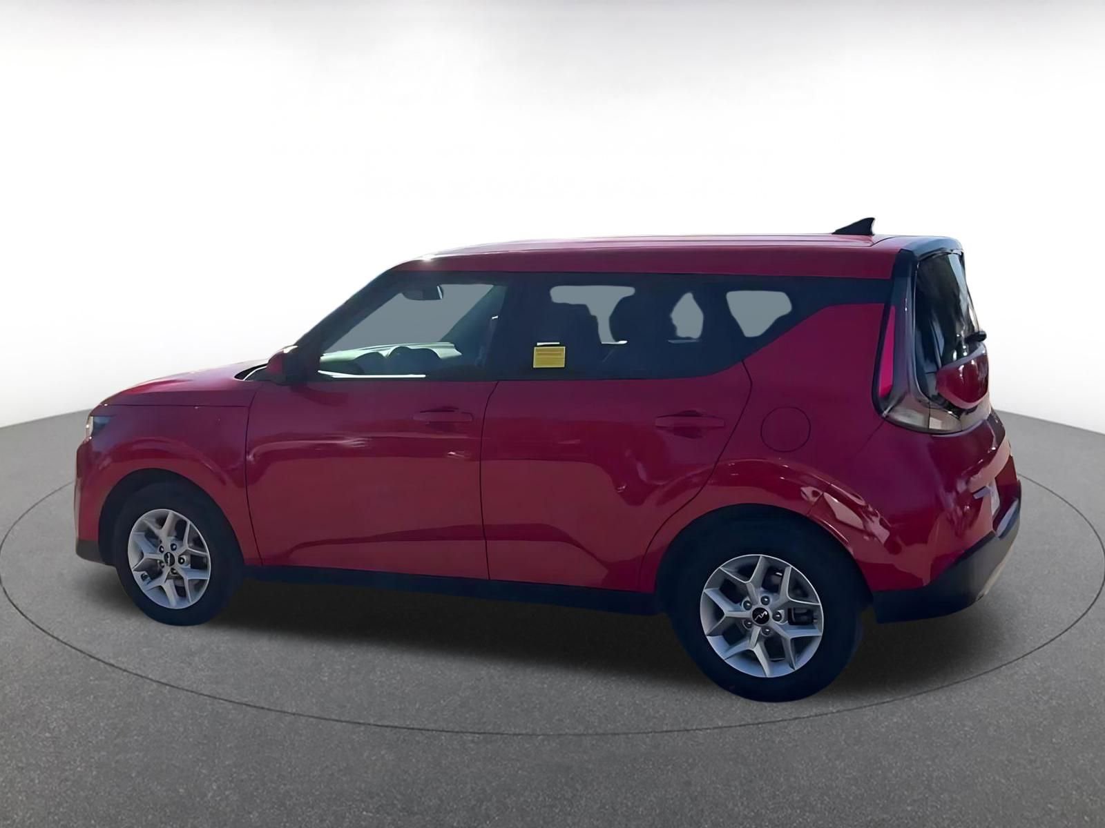 Thumbnail: 2025 Kia Soul - 9