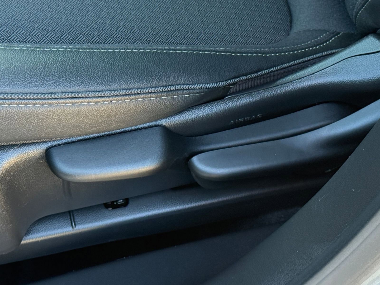 Thumbnail: 2025 Buick Encore GX - 23