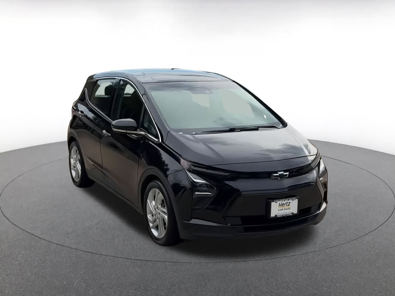 Thumbnail: 2023 Chevrolet Bolt EV - 3