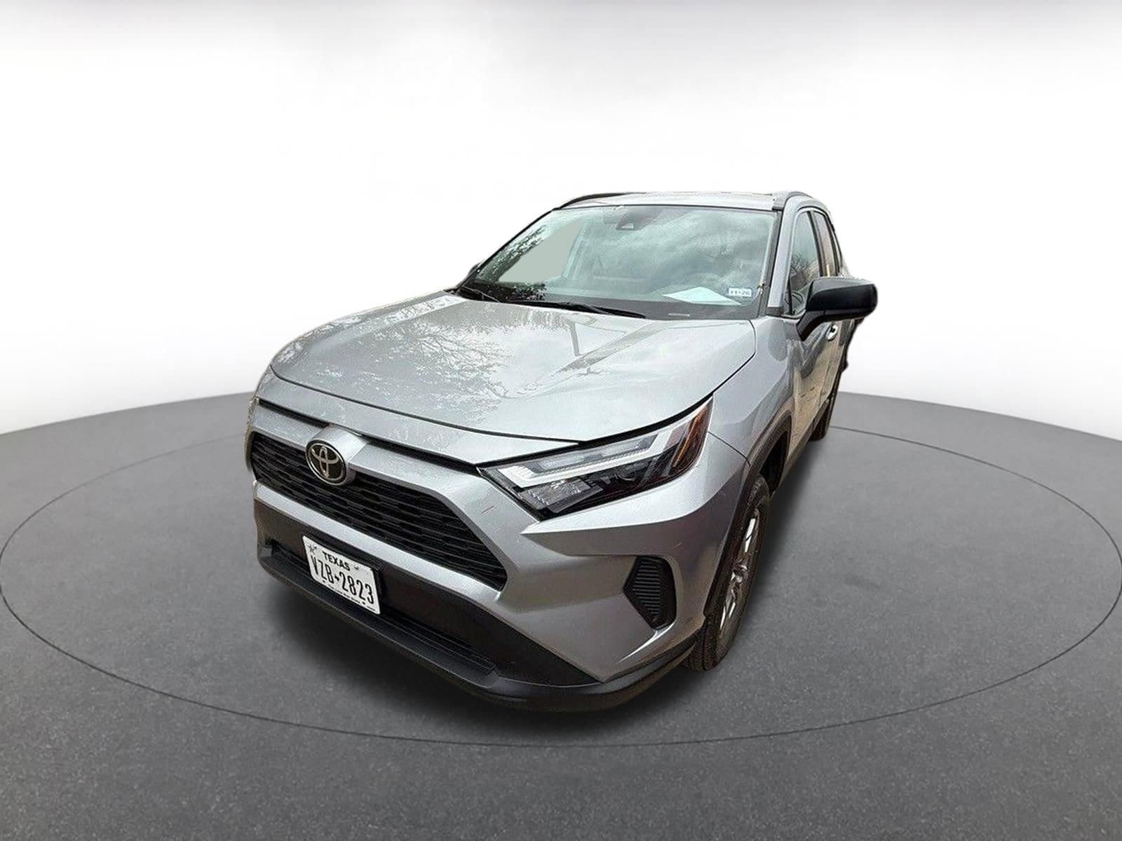 Thumbnail: 2025 Toyota RAV4 - 2