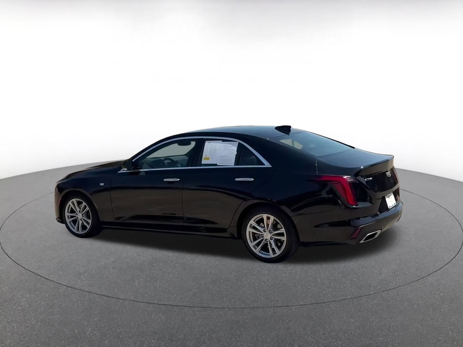 Thumbnail: 2024 Cadillac CT4 - 10