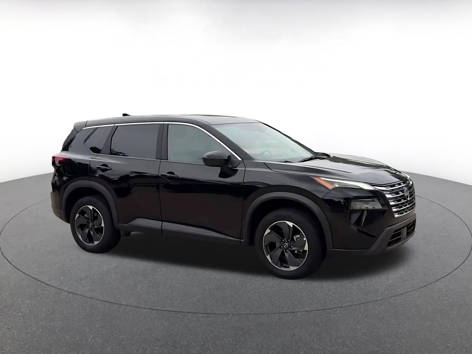 Thumbnail: 2025 Nissan Rogue - 2