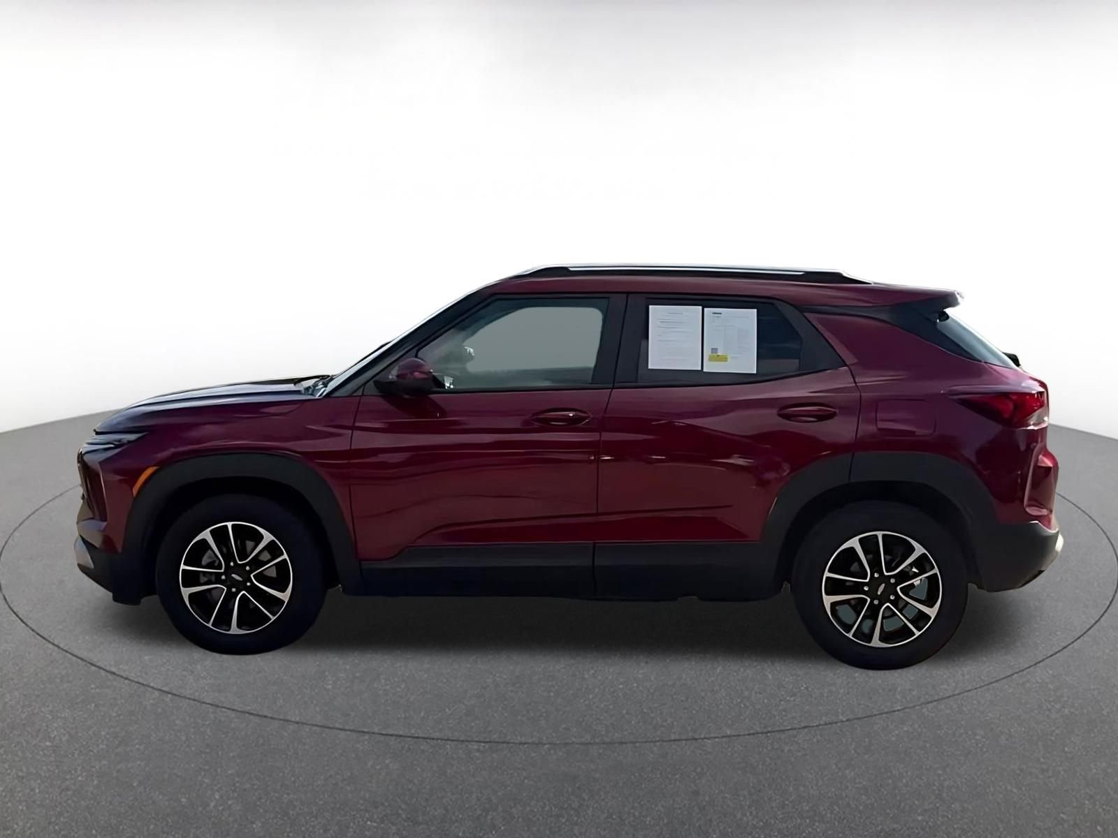 Thumbnail: 2025 Chevrolet TrailBlazer - 9
