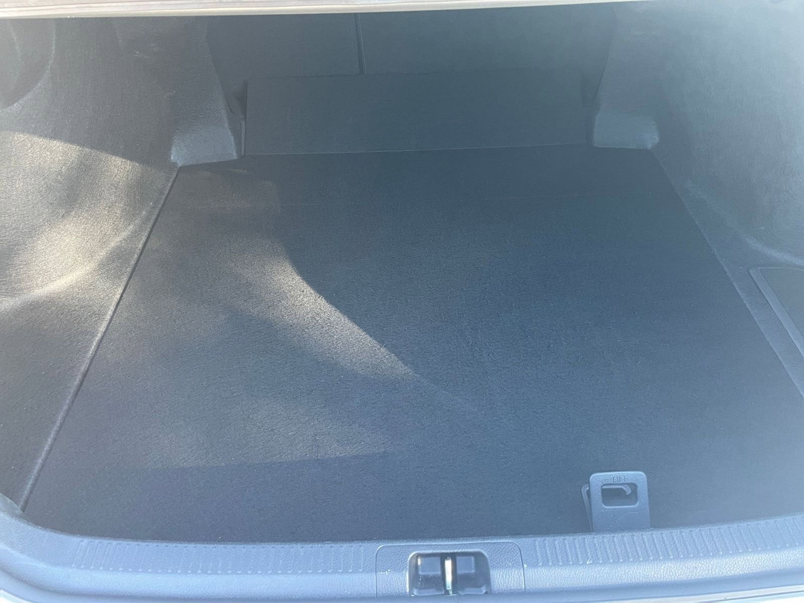 Thumbnail: 2025 Toyota Camry - 31