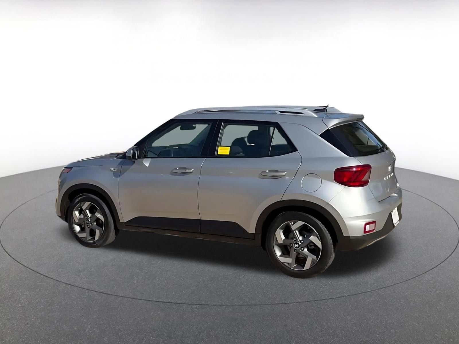 Thumbnail: 2025 Hyundai Venue - 10